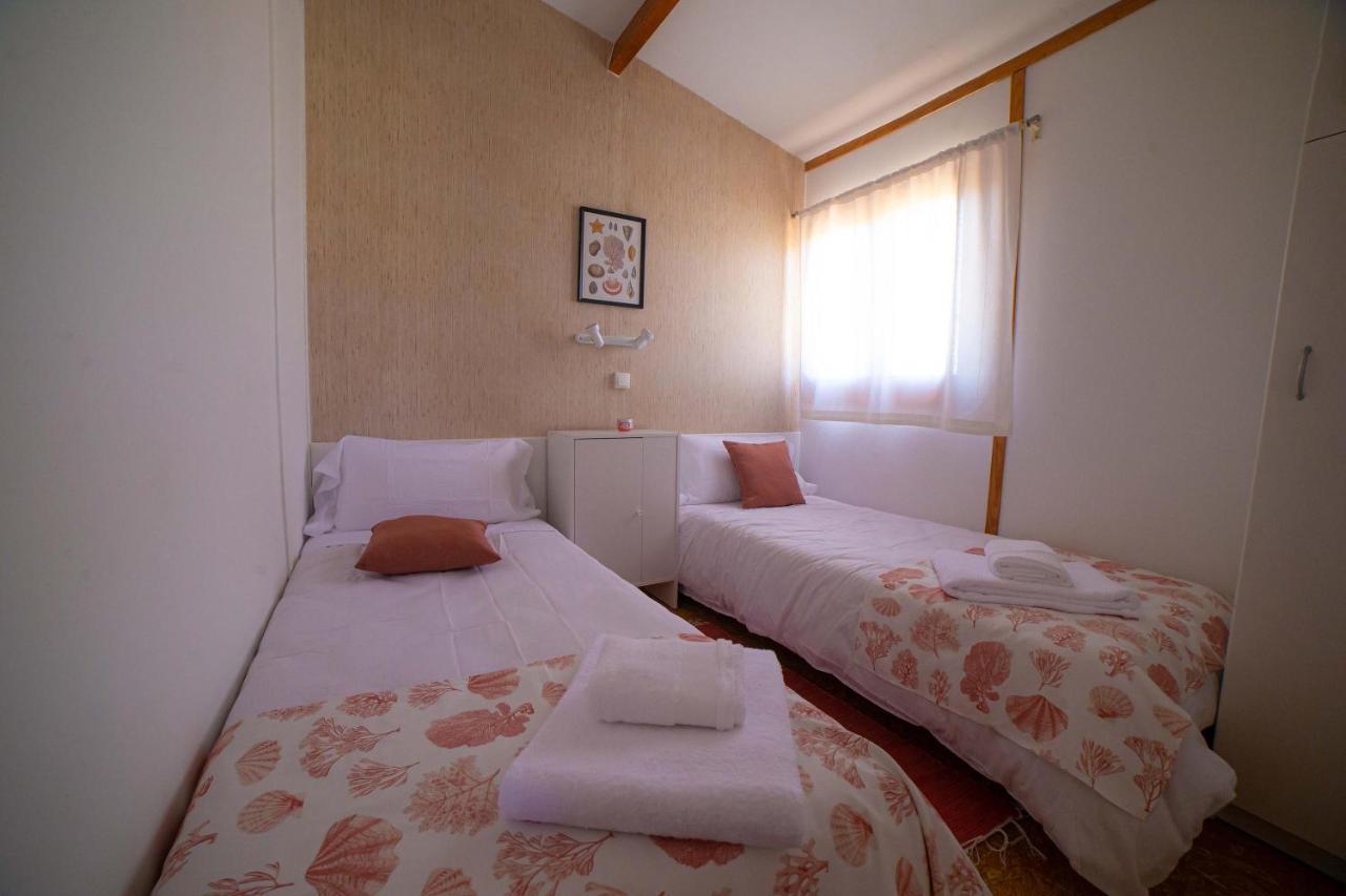 Las Casitas De Guadamur Eksteriør billede