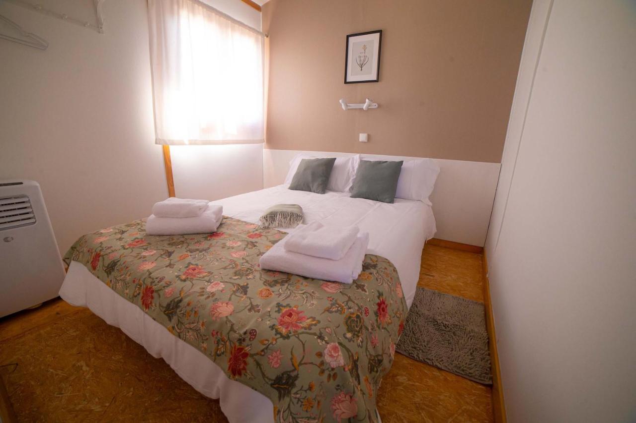 Las Casitas De Guadamur Eksteriør billede